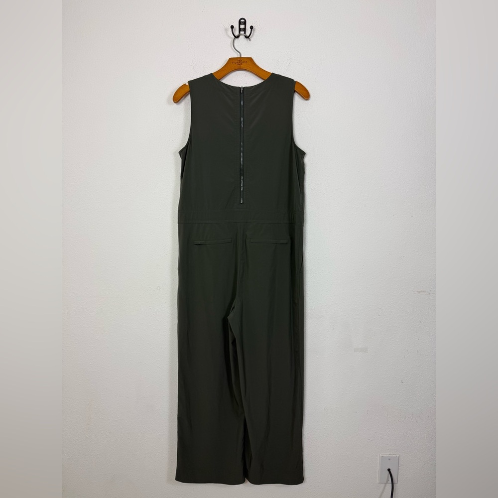 Athleta Green Topanga Jumpsuit Wide Leg V Neck Relaxed Fit Sz Small - Picture 6 of 8